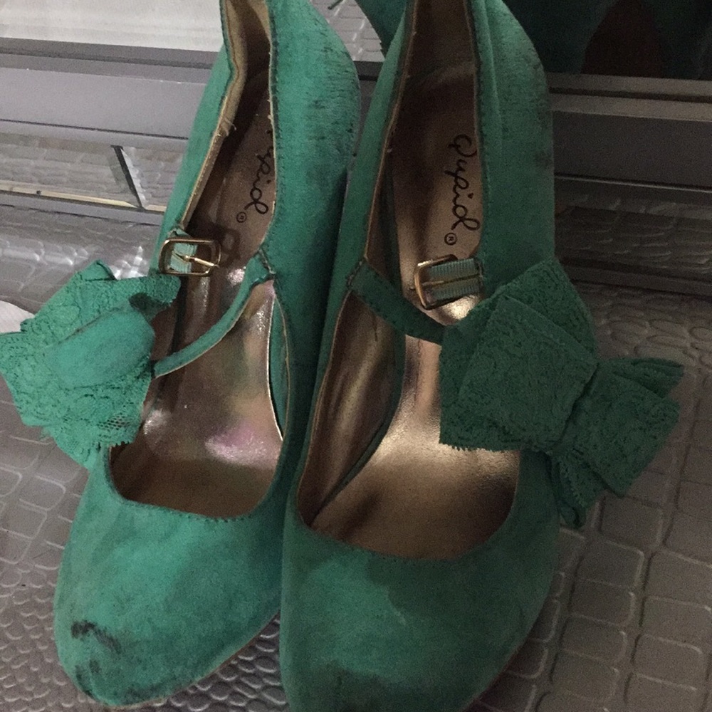 Mint heels